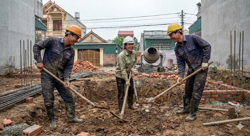 Dịch vụ đào móng nhà an toàn, gọn gàng, không gây sạt lở Dịch vụ đào móng nhà an toàn, gọn gàng, không gây sạt lở
