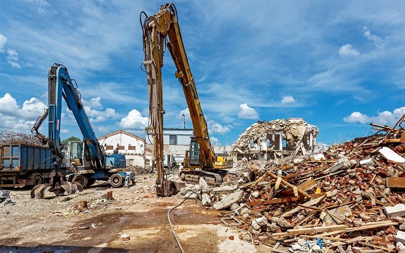 Giải pháp trọn gói từ phá dỡ, san lấp mặt bằng Giải pháp trọn gói từ phá dỡ, san lấp mặt bằng
